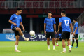 Latihan Timnas Thailand Jelang Hadapi Timnas Indonesia Latihan Timnas Thailand Jelang Hadapi Timnas Indonesia