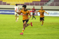 liga-1-bhayangkara-fc-menang-tipis-1-0-atas-arema-fc_20221223_233357.jpg