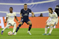 Liga Champions: Benzema Hattrick, Real Madrid Kandaskan PSG