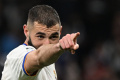 liga-champions-benzema-hattrick-real-madrid-kandaskan-psg_20220311_073109.jpg
