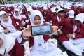 maba-universitas-muhammadiyah-surabaya-ikuti-game-the-president_20230918_200703.jpg