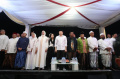 mahfud-md-dan-harry-tanoe-hadiri-sholawat-persatuan-indonesia_20240114_183128.jpg