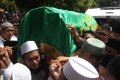 Melayat Tuty Alawiyah