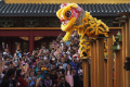 melihat-atraksi-barongsai-tonggak-di-old-shanghai-kelapa-gading_20230122_221759.jpg