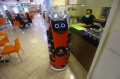 Melihat Bellabot, Robot Pesan Antar Makanan