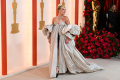 Melihat Busana Selebriti Dunia di Oscar 2023