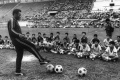 Melihat Kembali Aksi Pele di Lapangan Hijau