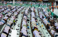Melihat Khusyuknya Ibadah Tanpa Jarak di Masjidil Haram