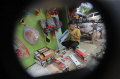 Melihat Pembuatan Miniatur Bus