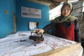 Melihat Proses Pembuatan Batik Serasan