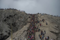 Melihat Ritual Adat Yadnya Kasada Suku Tengger di Bromo