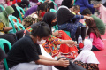 Mencuci Kaki Ibu Massal