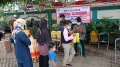 Mengantri Operasi Pasar Minyak Goreng Tangsel