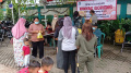 Mengantri Operasi Pasar Minyak Goreng Tangsel