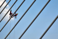 mengecat-kabel-pancang-flyover_20231006_232612.jpg