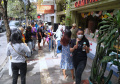 Menikmati Suasana Jalan Braga Bandung