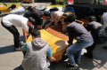 Menpora Dito Ariotedjo Tinjau Persiapan Lomba Kereta Peti Sabun