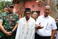 Mensos Kunjungi Korban Gempa Banten