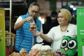 Menteri Perdagangan Melakukan Live Shopping Produk Kebutuhan Harian
