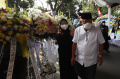 Menteri PUPR Melawat Ke Rumah Duka Achmad Hermanto Dardak