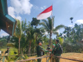 menyambut-hut-ri-ke-77-satgas-yonif-126kc-bagikan-bendera-mera_20220805_092327.jpg