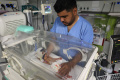 menyelamatkan-nyawa-warga-gaza_20240425_082159.jpg