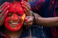 Merasakan Kemeriahan Festival Holi