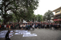 mimbar-demokrasi-mahasiswa-bersama-rakyat-di-yogyakarta_20231123_223801.jpg