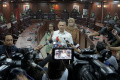 mkd-akan-proses-pemilik-plat-palsu-dpr_20240506_172620.jpg