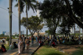 Monas Diserbu Warga Jelang Tahun Baru