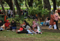 Monas Diserbu Warga Jelang Tahun Baru
