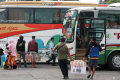 Mudik Awal di Terminal Kampung Rambutan