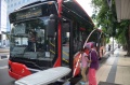 Naik Bus Suroboyo Bayarnya Dengan Sampah Botol Plastik