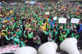 ojol-se-bandung-raya-suarakan-tolak-tarif-murah-di-gedung-sate_20240625_201043.jpg