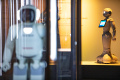 Pameran Robot di Jepang, Apa Itu Manusia