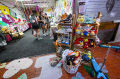 Pameran Seni dan Grafiti Hidupkan Kembali Mal di Singapura