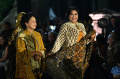 Panglima TNI Beserta Ibu Vero Yudo Margono Turut Berjalan Diatas Catwalk
