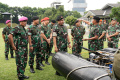 panglima-tni-cek-kesiapan-pasukan-elit-denjaka-di-cilandak_20231207_190128.jpg