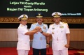 panglima-tni-pimpin-sertijab-danjen-akademi-tni-dan-asops-tni_20200210_125403.jpg