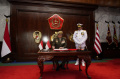 panglima-tni-terima-kunjungan-panglima-angkatan-bersenjata-singa_20230228_131918.jpg