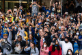 parade-kemenangan-golden-state-warriors_20220621_122411.jpg