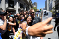 parade-kemenangan-golden-state-warriors_20220621_125159.jpg