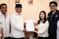 partai-perindo-dukung-mahyeldi-dan-vasco-maju-di-pilgub-sumbar_20240813_223211.jpg