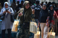 pasar-murah-pemkot-malang-diserbu-warga_20231120_161932.jpg