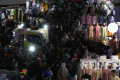 Pasar Tanah Abang Dipadati Pengunjung