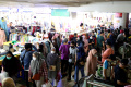 Pasar Tanah Abang Dipadati Pengunjung
