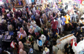 Pasar Tanah Abang Dipadati Pengunjung