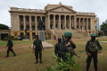 Pasukan Keamanan Gerebek Kamp Demonstran Sri Lanka