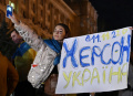 Pasukan Rusia Mundur dari Kherson, Rakyat Ukraina Bersorak