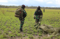 pasukan-tni-para-raider-501-terjun-dari-langit-australia_20230805_150815.jpg